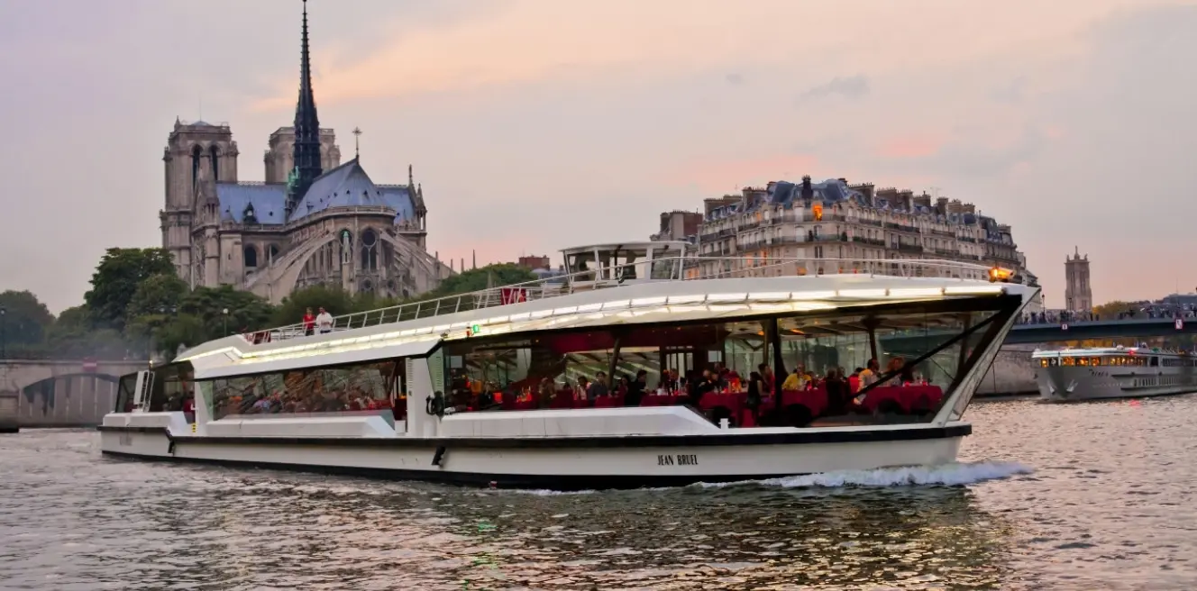 Seine River Sightseeing Cruise By Bateaux Mouches