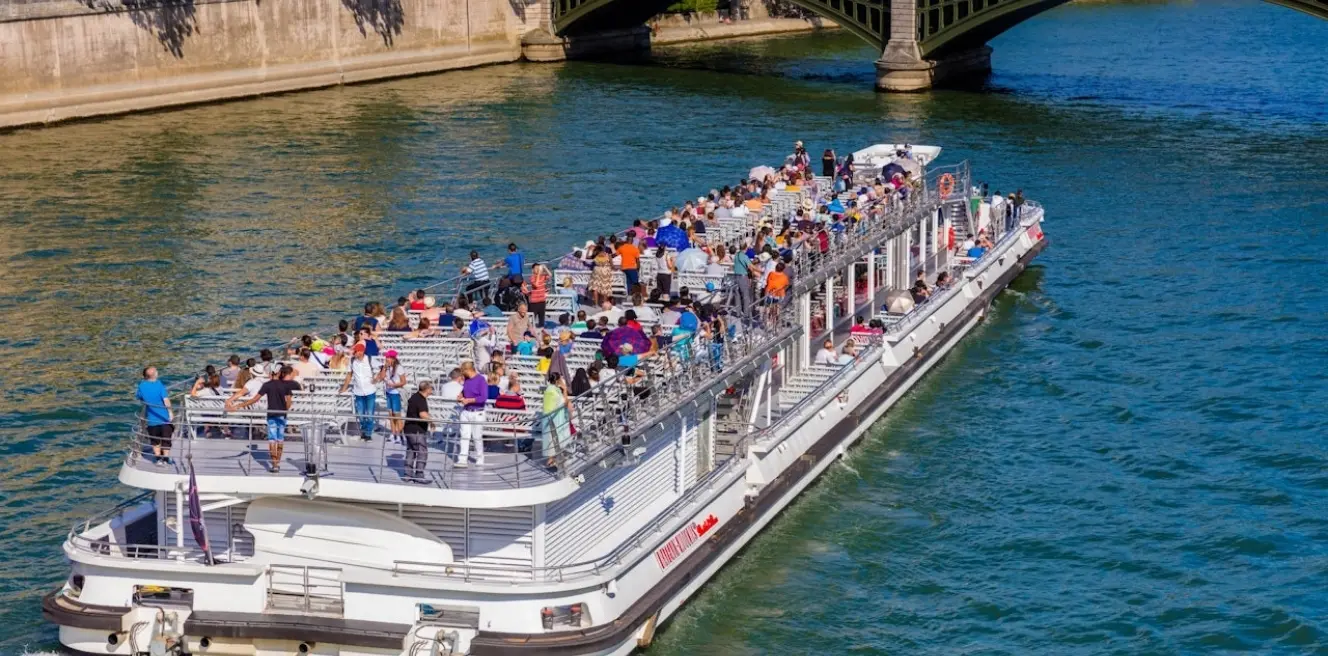 Seine River Sightseeing Cruise By Bateaux Mouches